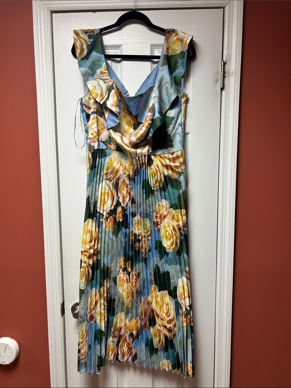 City Chic Yellow Rose Pleated Midi Dress on Blue